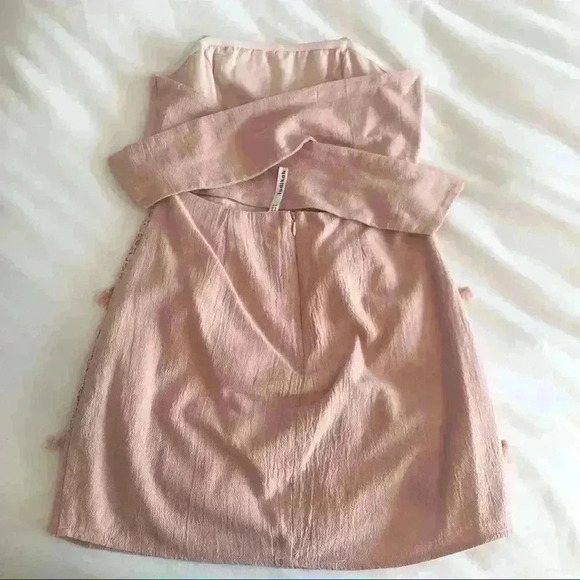 Strapless Lace Dress - Picture 4 of 5